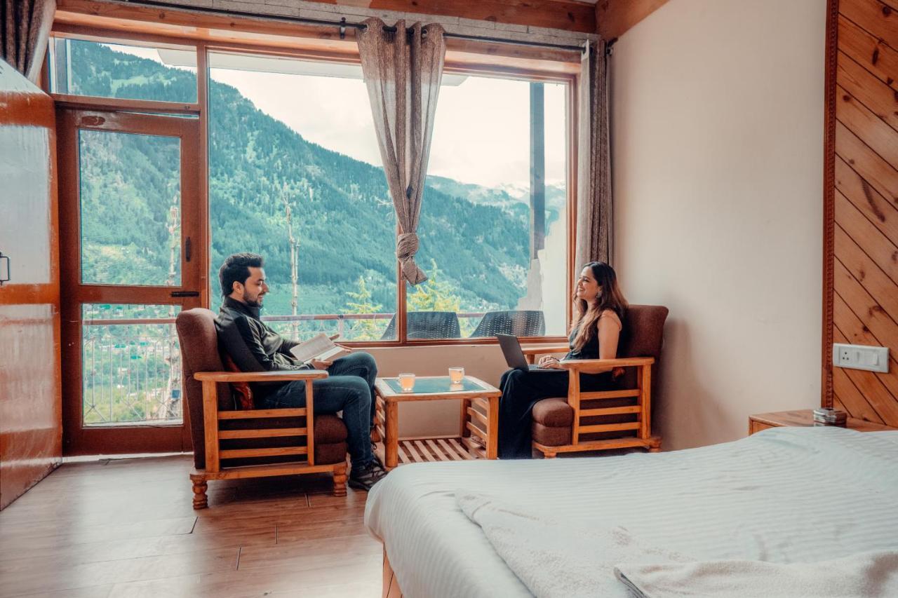 Cafe Monkbase- Food And Stay Manali  Luaran gambar